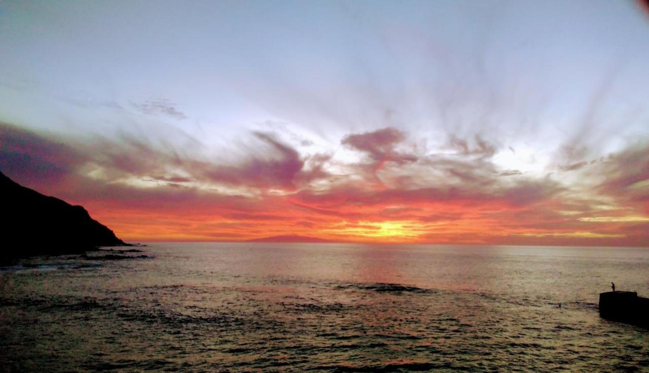 Sunset In The Atlantic Apartamentos Playa De Alojera Vallehermoso Luaran gambar